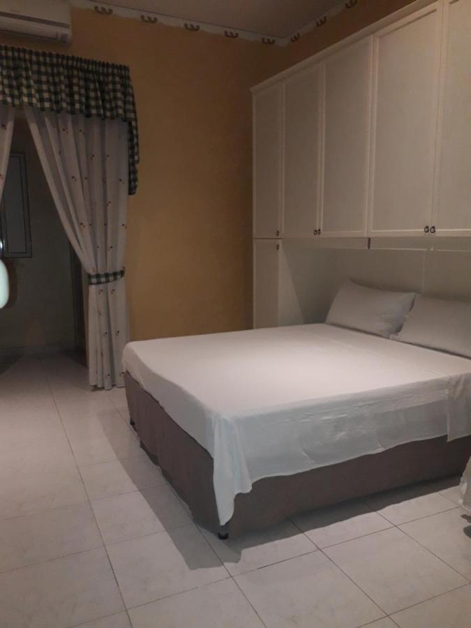 Dimora Dei Pastori Bed & Breakfast Naples Exterior photo